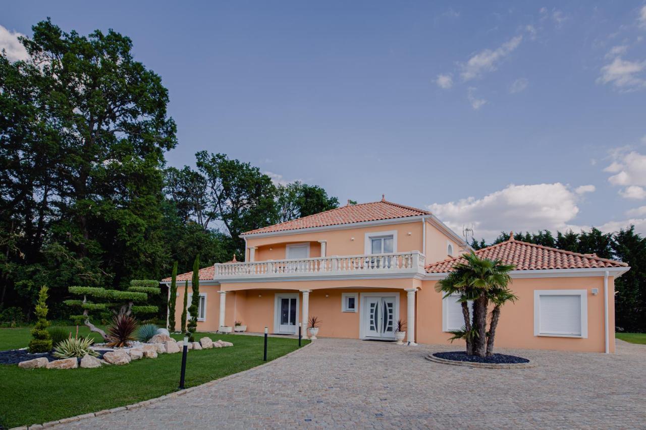 Villa Des Chenes Saint-Doulchard Exterior foto